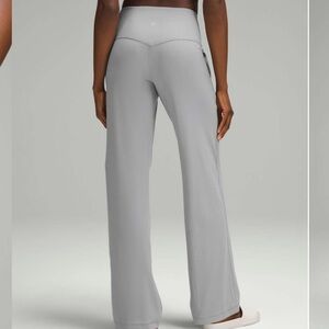 Lululemon Align High-Rise Wide-Leg Pant *Regular
Rhino Grey Size 0